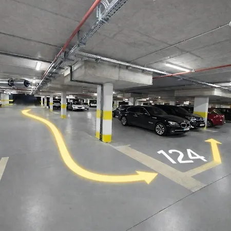 Urban Forest - With Free Garage *