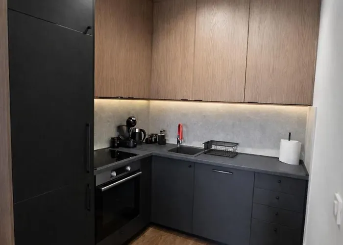 Urban Forest - With Free Garage