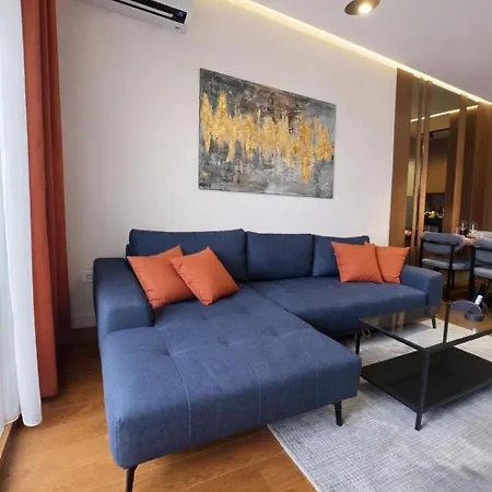 Urban Forest - With Free Garage Appartamento Podgorica