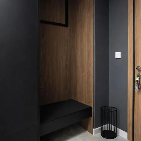 Urban Forest - With Free Garage Apartment Podgorica