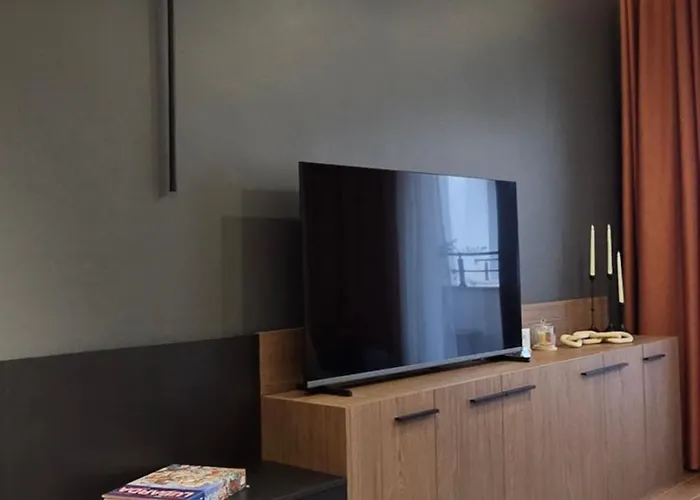 Urban Forest - With Free Garage Διαμέρισμα Ποντγορίτσα