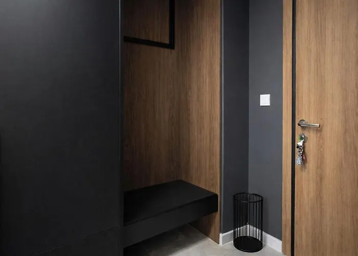 Urban Forest - With Free Garage Apartment Podgorica